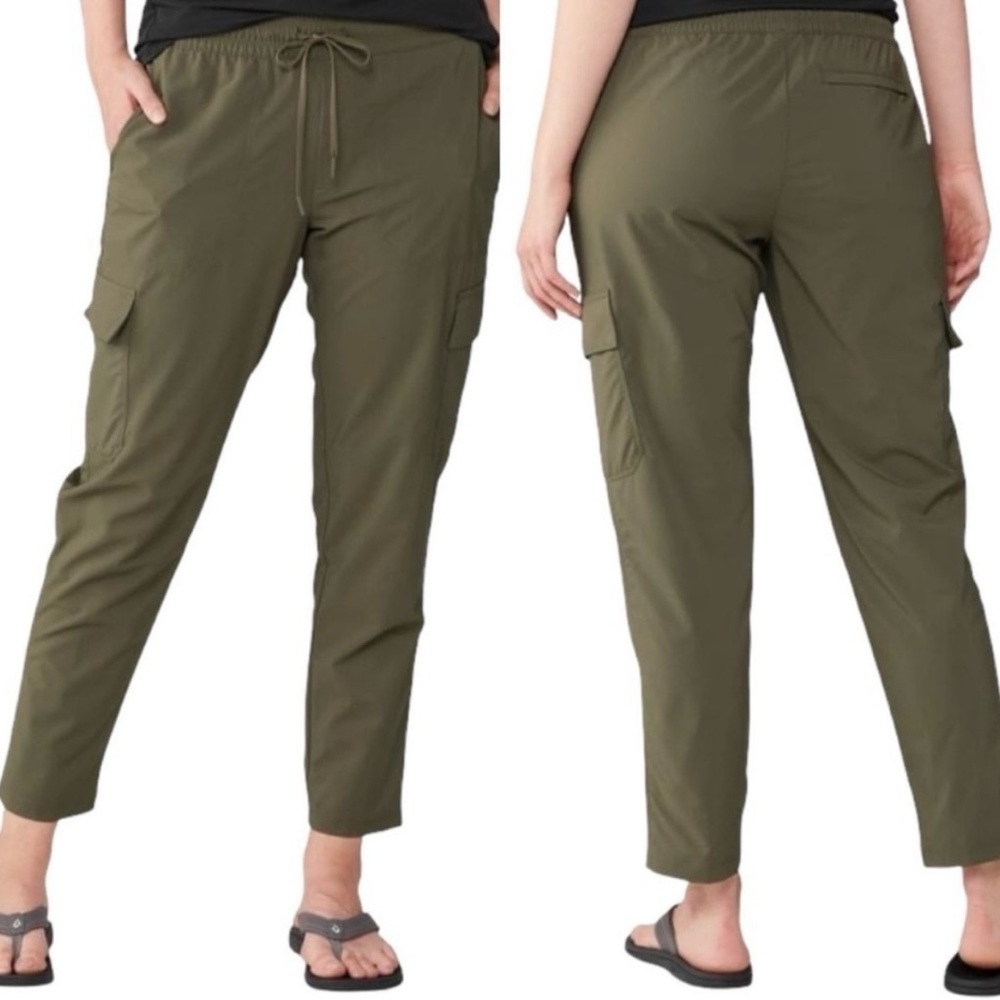 The North Face Women's Olive Cropped Cargo Pants